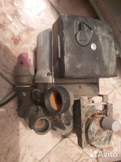 Продам запчасти от котла Valiant