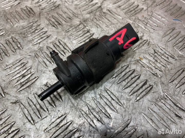 Насос омывателя Audi A6 4G2 2013