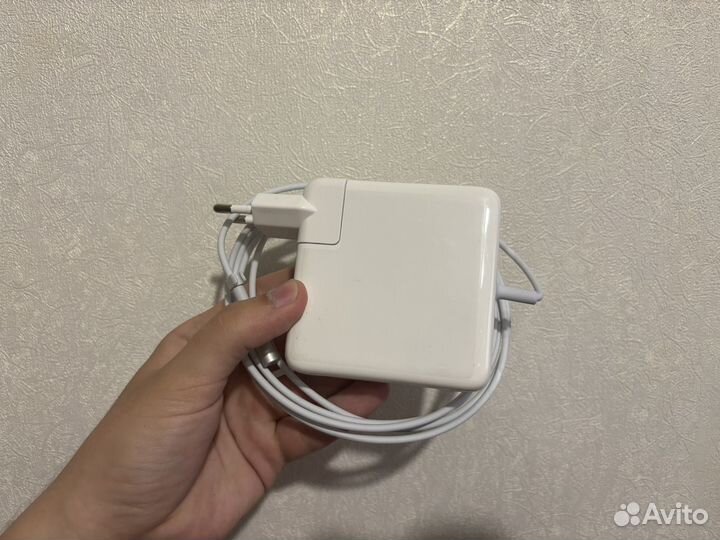 Новое зарядное Magsafe 1 85w