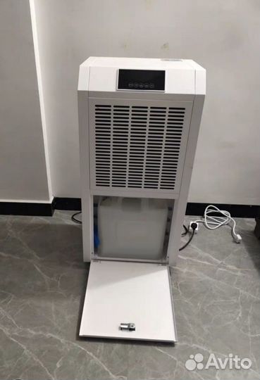 Промышленный осушитель 168л в сутки