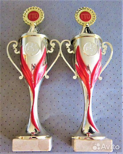 Банки жестяные Утюг - из СССР Кубки спортивные два