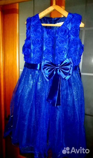 Платье нарядное