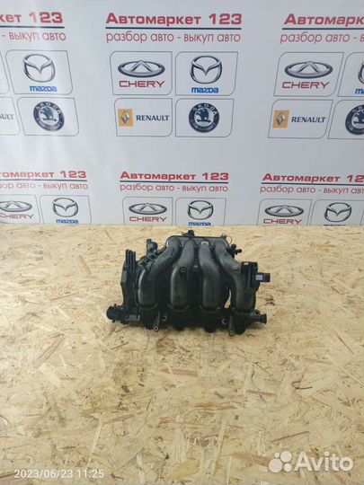 Впускной коллектор Mazda Axela 1.5