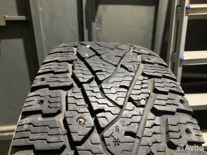 Continental IceContact 3 215/60 R16 99T