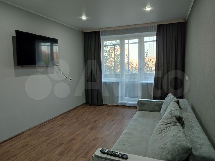 2-к. квартира, 50 м², 3/9 эт.