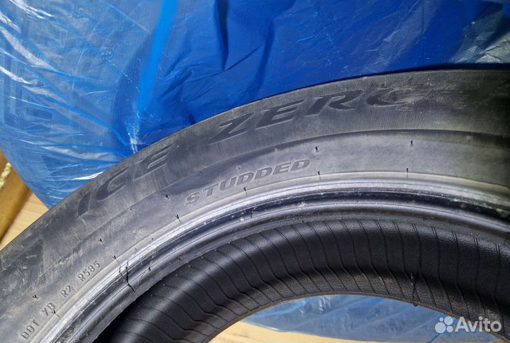 Pirelli Ice Zero 235/65 R17