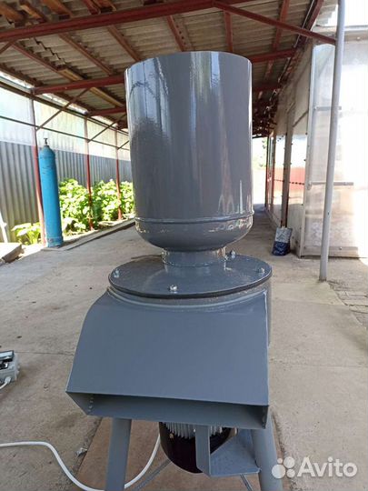 Зернодробилка