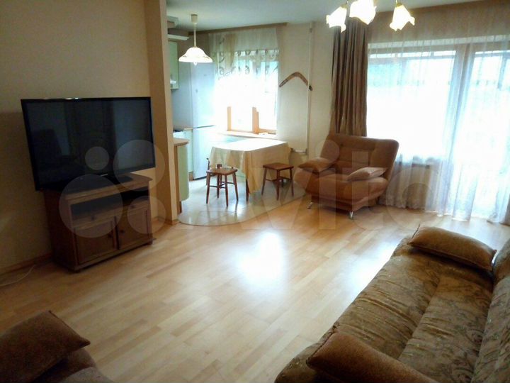 2-к. квартира, 52 м², 2/5 эт.