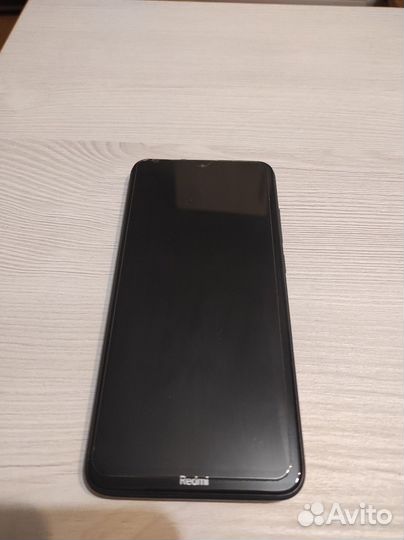 Xiaomi Redmi 8, 3/32 ГБ