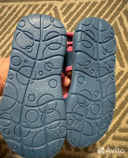 Сандали для девочки легкие пляжные новые 23