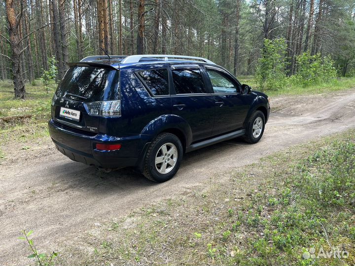 Mitsubishi Outlander 2.0 CVT, 2010, 240 000 км