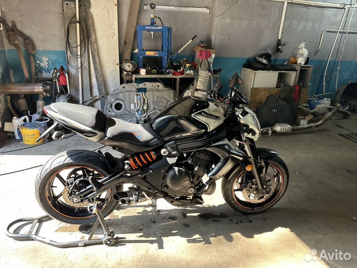 Kawasaki er-6n
