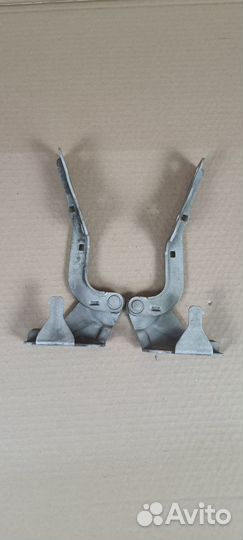 Петля капота Hyundai Tucson 1, 2005г