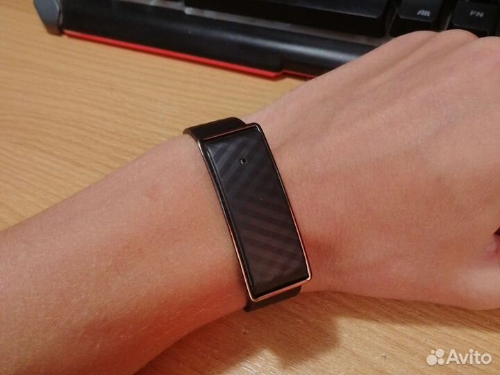 Фитнес браслет honor band a1