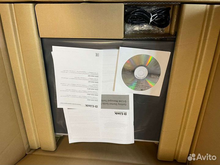 Коммутатор D-Link DGS-3420-28TC