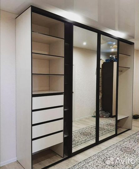 Шкаф купе встроенный