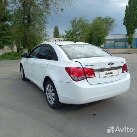 Chevrolet Cruze 1.6 МТ, 2012, битый, 107 000 км