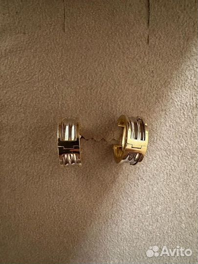 Золотые серьги в стиле bvlgari