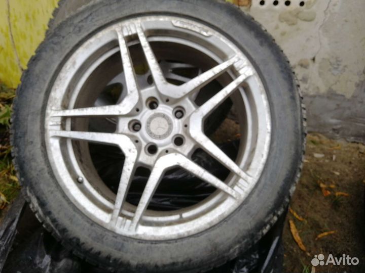 2 диска 245/50/18 и 1 диск 245/45/18 всесезонка
