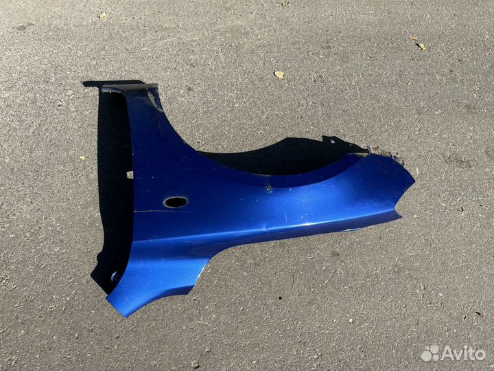 Крыло переднее левое Mazda 3 BK хэтчбек