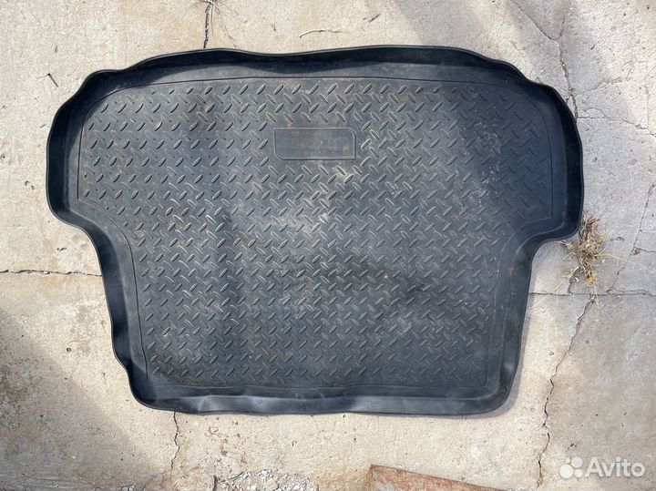 Коврик в багажник