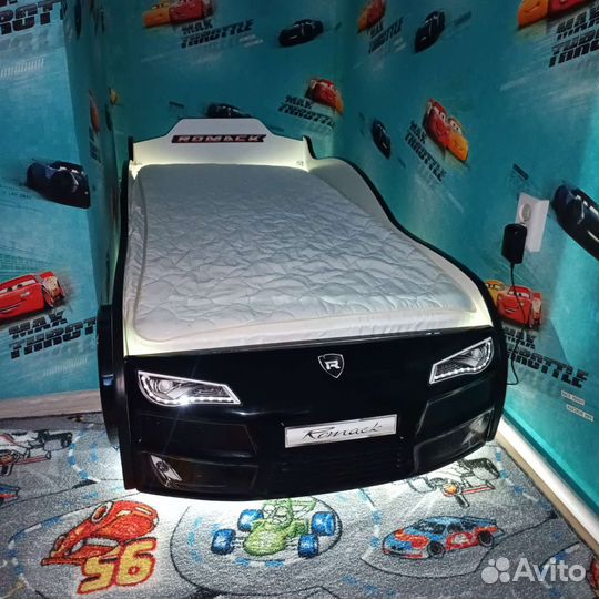 Кровать машинка