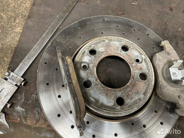 Передние тормоные диски для megane 3 сцинник 3