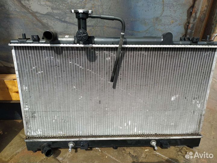 Радиатор охлаждения двигателя Mazda 6 gg