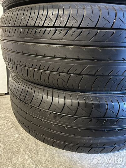 Yokohama BluEarth E70 215/60 R16