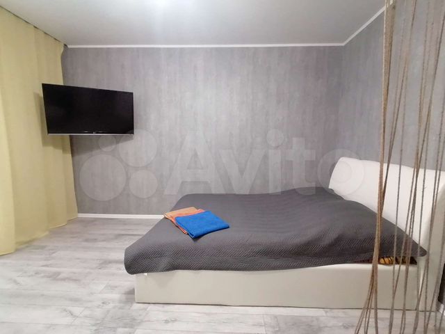 2-к. квартира, 50 м², 1/9 эт.