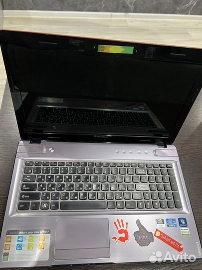 Lenovo ideapad y570