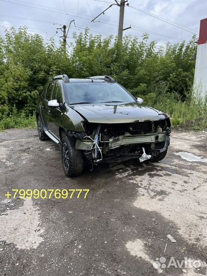 Renault Duster 1.5 МТ, 2016, битый, 120 000 км