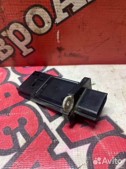 Датчик массового расхода воздуха Nissan Qashqai