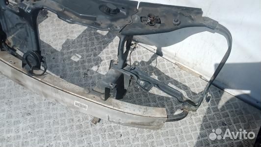 Передняя панель крепления облицовки (телевизор) mercedes benz R-class W251 (1GM09G201)