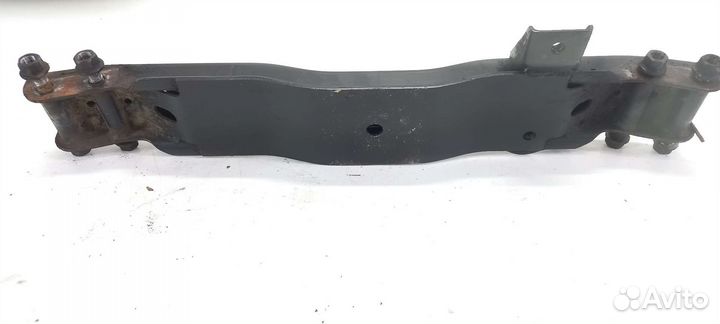 Балка редуктора переднего Pajero Sport2