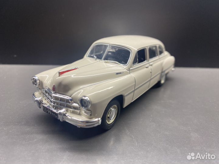 Модель автомобиля газ-12 (зим-12) 1:43