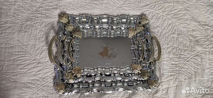 Набор подносов