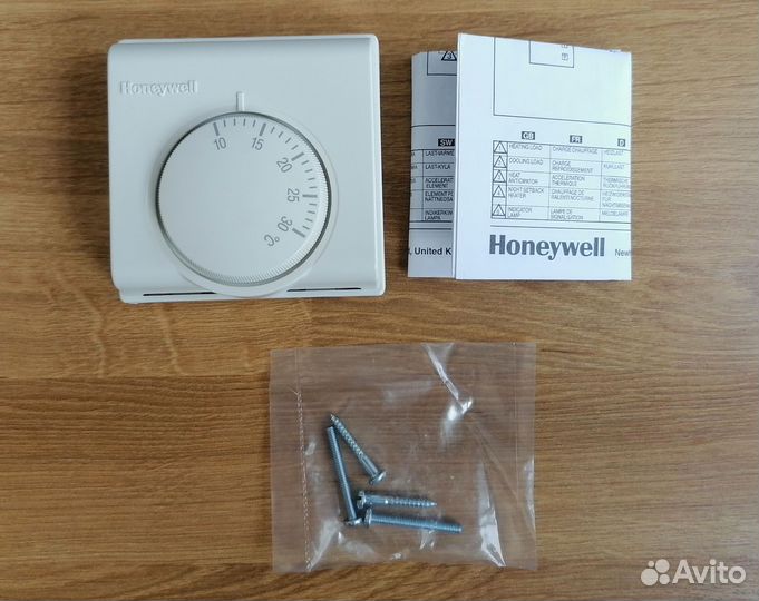 Комнатный термостат Honeywell T6360A1079