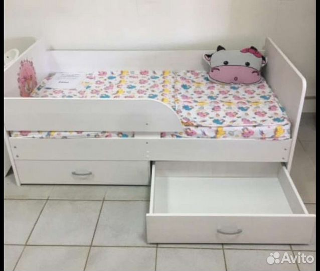 Кровать с ящиками и бортиком новая 160/180*80 см