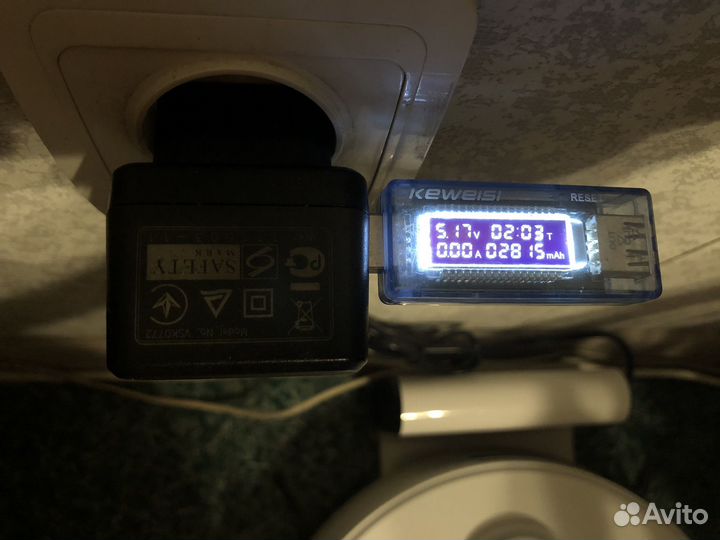 Зарядное устройство для фотоаппарата