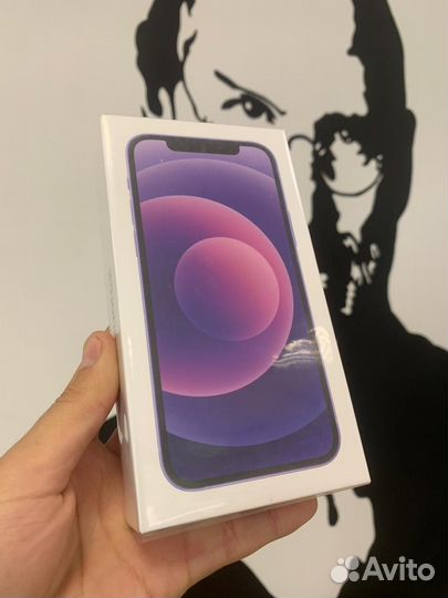 iPhone 12, 64 ГБ