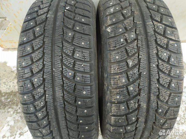 Gislaved Nord Frost 5 215/55 R16 97T