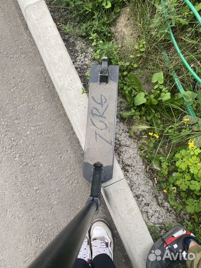 Трюковой самокат tech team