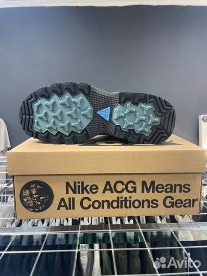 Зимние кроссовки Nike ACG