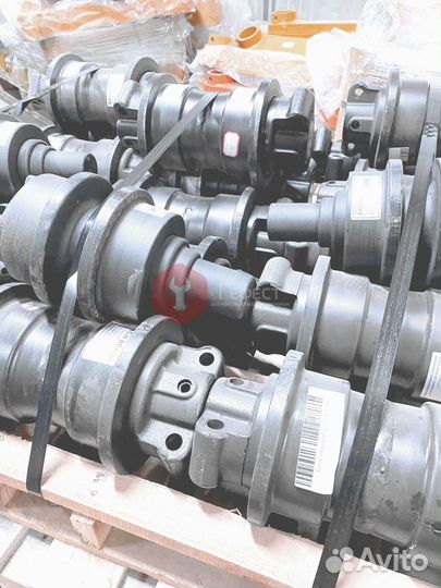 Каток поддерживающий Doosan 200105-00002C