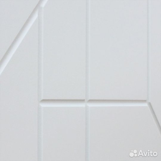 Дверь входная Белая Эверест