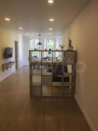 3-к. квартира, 85 м², 2/5 эт.