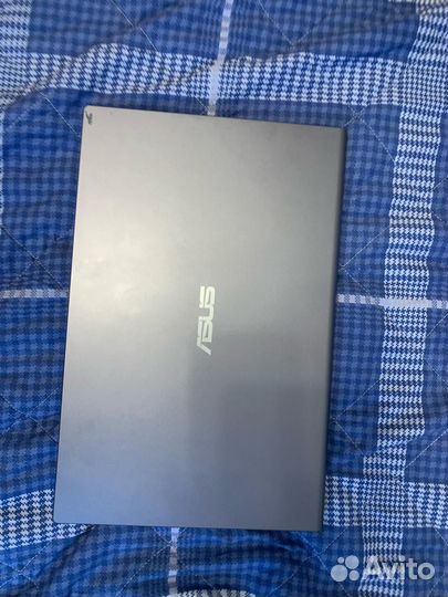 Ноутбук asus