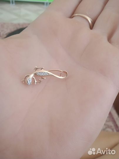 Золотые серьги 585