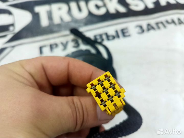 1677033 Шлейф подрулевой DAF XF105/95